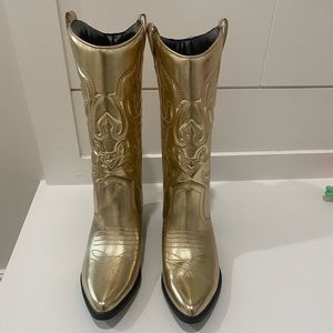 Women’s Gold Cowboy Boots Size 8
